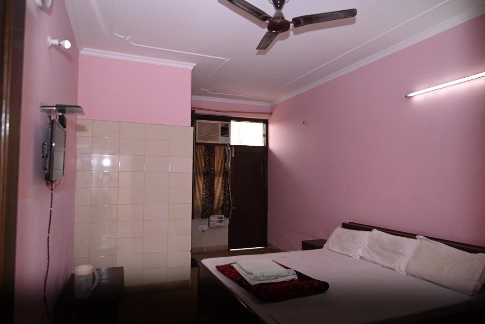 Sarva Darshan Ashram Hotel Haridwār Eksteriør billede