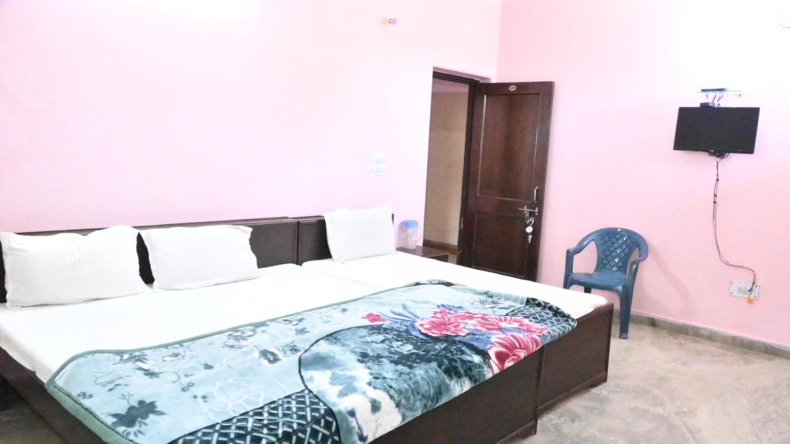Sarva Darshan Ashram Hotel Haridwār Eksteriør billede